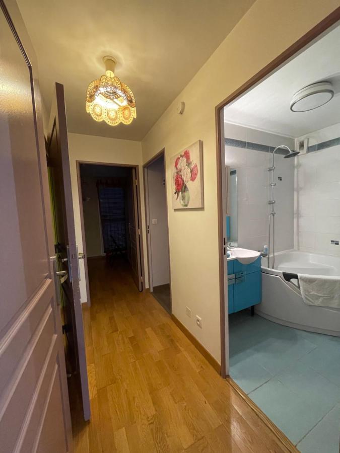 Joli Appartement à Montargis Esterno foto