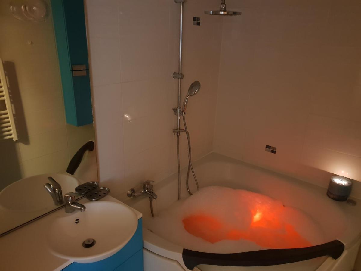 Joli Appartement à Montargis Esterno foto